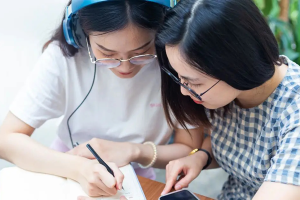Giới thiệu về phương pháp nghe chép chính tả Dictation