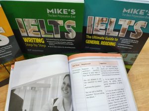 IELTS Writing Step By Step: Cuốn sách đồng hành cùng người học nâng cao kỹ năng viết