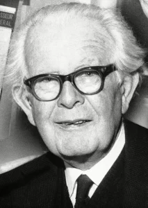 Đáp án & Giải thích chi tiết bài đọc IELTS: Jean Piaget