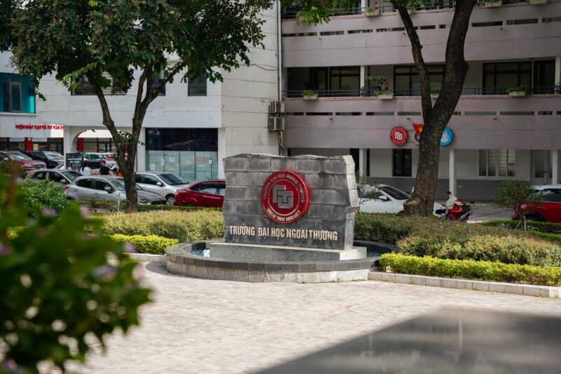 Quy đổi điểm IELTS FTU 2026